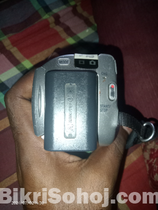 Sony Handycam DCR SR68